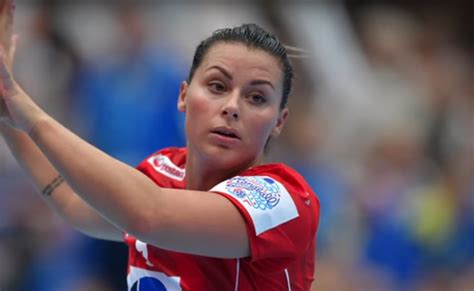 Förra året lämnade norska handbollsstjärnan nora mörk, 29, ungerska györi för stjärnspäckade csm bukarest. Dei norske handballjentene er best! - Framtidajunior.no