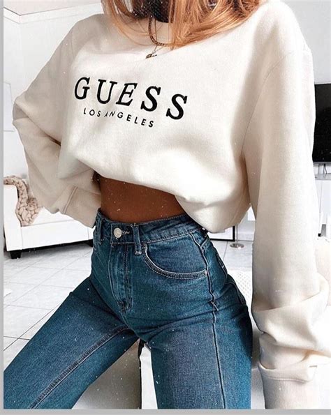 Un bel jeans alla moda! "Can i be your smile? 🥺" Payton Moormeier🌷 | Idee di moda ...