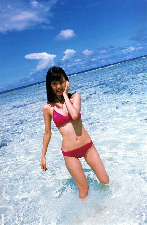 Contact erina mano（真野 恵里菜） on messenger. 真野恵里菜 ( 女性 ) - leo - Yahoo!ブログ