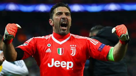 Serie a record in sight buffon on retirement: Buffon is the Maradona of goalkeepers - Nocerino ...