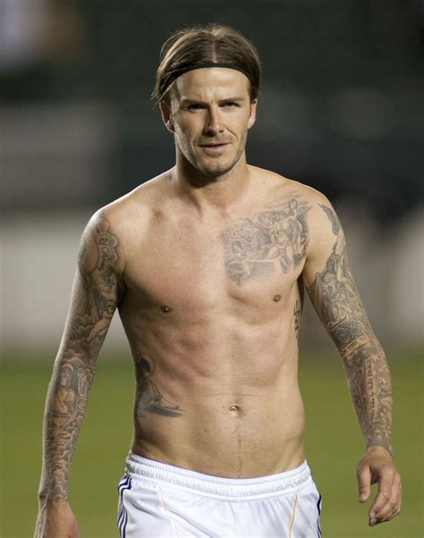 We hope you find the information you are interested in. Pettorali Famosi: uomini a petto nudo: DAVID BECKHAM ...