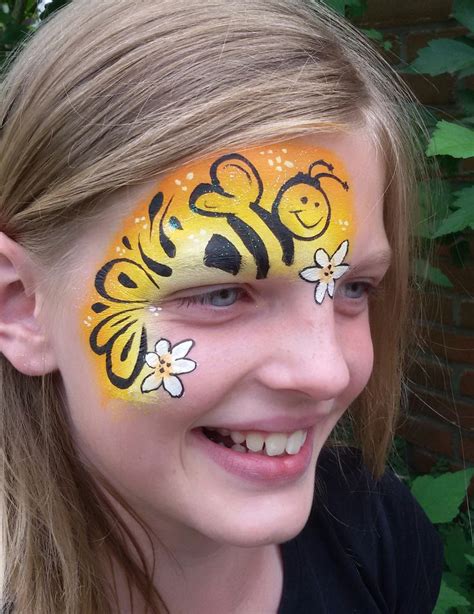 Check spelling or type a new query. Bee facepainting Bij schminken | Schminken ontwerpen ...