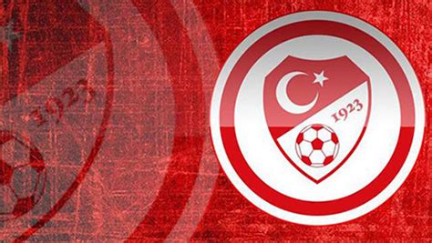 Türkiye futbol federasyonu merkez hakem kurulu, hakemliği bırakma yaşını yükseltmek için çalışma başlattı. Türkiye Futbol Federasyonu Kuruluş - Bilgin Var mı