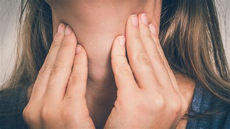 According to the data, headaches, sore throats and a runny nose were now the most reported symptoms from people infected with. Covid Symptoms: UK Variant Could Change Signs Of Infection ...