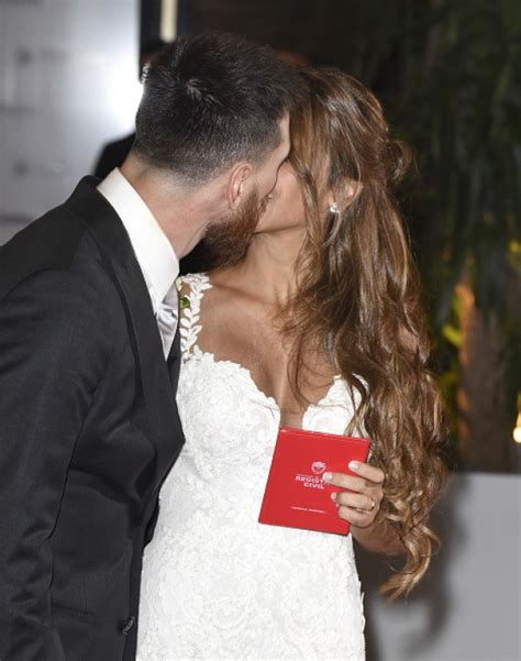 Jun 24, 2021 · argentine soccer player lionel messi and his wife antonela roccuzzo pose at their wedding in rosario, argentina, june 30, 2017. Lionel Messi and Antonella Roccuzzo marry in Argentina and ...