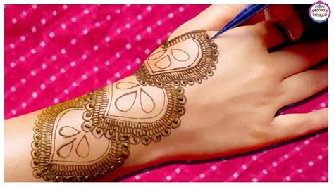 We are having a wide variety of latest tikki style mehndi designs for hands 2017 to make this struggle easier for you. Simple Back Hand Mehndi Designs For Girls | Gol Tikki ...