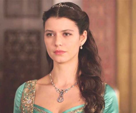 Both of her parents are graduates of sports academy. Beren Saat: The Most Popular Turkish Actress of the Last ...