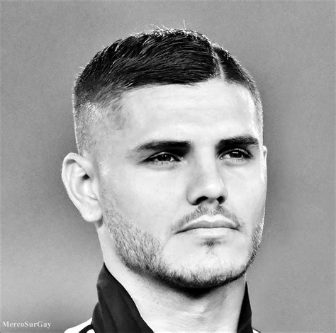 Jun 26, 2021 · the forward's 6′ 2″ frame would be a more prominent presence in the box than kean (6′ 0″) and icardi (5′ 11″). Jugadores hermosos: Mauro Icardi, Selección de fútbol de ...