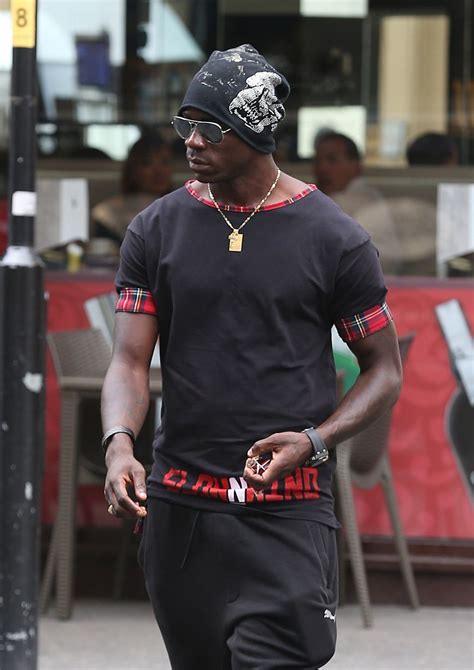 Mario balotelli was born on august 12, 1990 in palermo, sicily, italy as mario barwuah. Mario Balotelli dines in Manchester - Irish Mirror Online