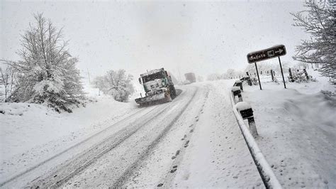 Ich dachte wirklich, dass wir hier in europa keine probleme mit solchen (un)wetterlagen vogestern gegen 23 uhr hat ein tornado in nordfrankreich gewütet. Tornado und Schneechaos: Hunderttausende in Frankreich und ...