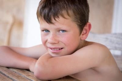 Trouvez vetement garcon 9 ans sur 2ememain ✅ avantageux pour tout le monde. mathis 9 ans le hero de bolide le labrador