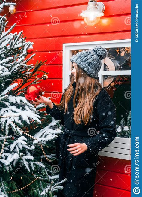 But, wait, you've tuned into abcs 25 days of christmas year after year, to many of th. Beautiful Russian Girl In A Cloud Day In Winter Clothes ...