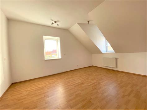 Der aktuelle durchschnittliche quadratmeterpreis für häuser in fürstenfeld liegt bei 7,45 €/m². Günstige 3-Zimmer-Wohnung mit Parkplatz und Abstellraum in ...