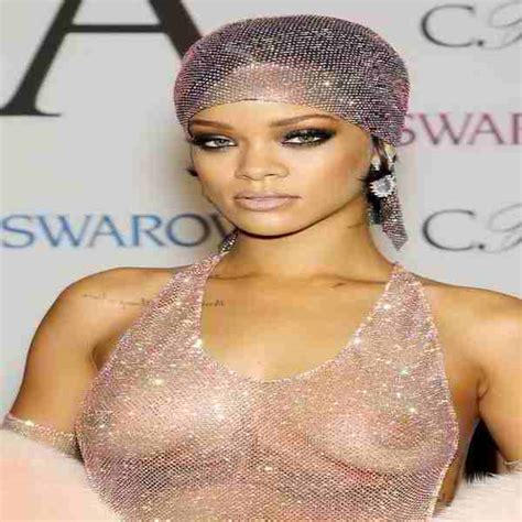 Maybe you would like to learn more about one of these? Rihanna Bra Size and Body Measurements - Celebrity ...