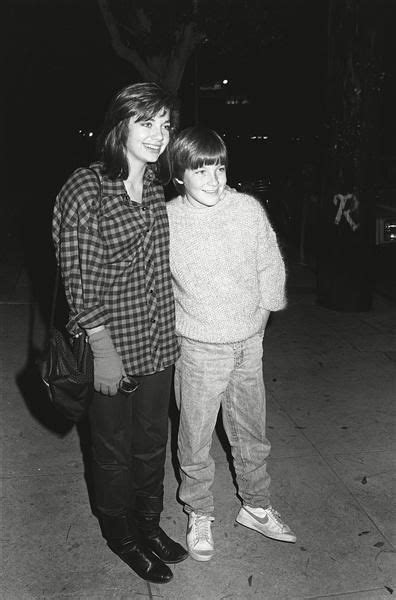 She was one of a kind. Jason Bateman's life in 15 photos | Jason bateman, Celebrity siblings, Celebrity kids