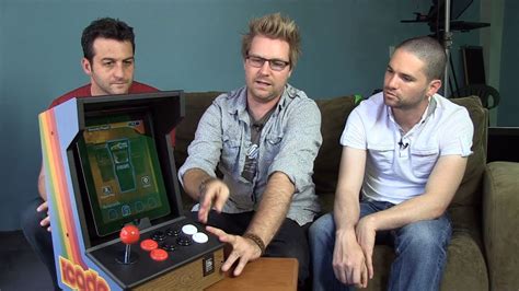 The icade offers ipad users an arcade cabinet shell to slide your ipad in and use the physical joystick and buttons to play games. iCade | iPad Arcade Cabinet Review - YouTube