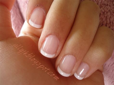 Gel dries under ultraviolet or led light while regular polish air dries. Gel nail polish vs gel nails - Awesome Nail