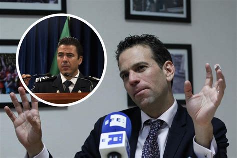 Comunicado de azucena pimentel mendoza. Loret cubrió el rostro de Cárdenas Palomino en el montaje ...