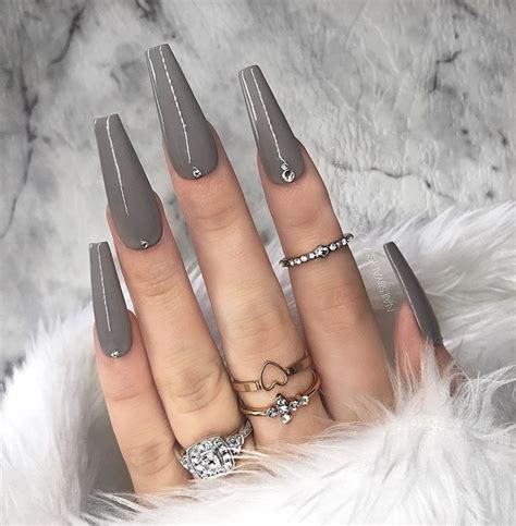 Truly friends, this is the new upcoming trend! 40+ Grey Nails Design Ideas - The Glossychic