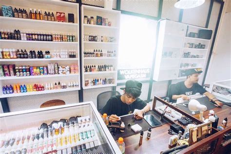 Sekarang kamu bisa beli vape kit di iprice indonesia. Project Wolkenhaus Vapegasm Vape Store desain arsitek oleh ...