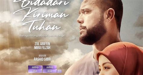 An unexpected incident led to a meeting between aira qaisara and nazmi elyas. Drama Ramadhan dan Raya 2020