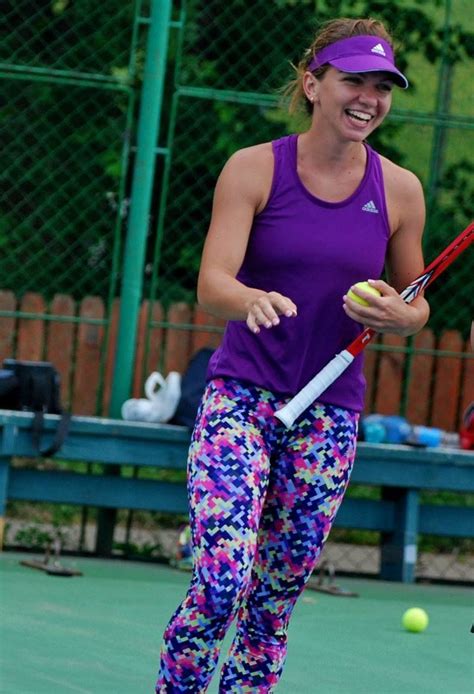 Simona halep's tennis equipment, gear, and accessories reviews women tennis gear tennis court photograph simona halep wallpaper. https://twitter.com/ | Tennis players, Wta tennis, Play tennis