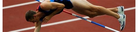 The crossbar is 4.5 meters wide. Pole vault equipment | Track & Field equipment | Dimasport ...