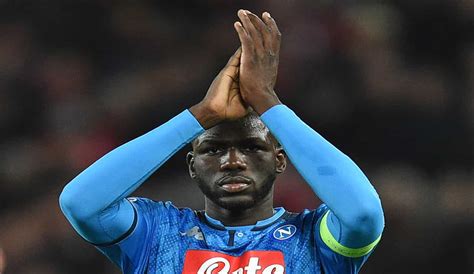 Koulibaly has been attracting plenty of interest from these. Koulibaly, Insigne o... "scegli" il prossimo capitano del ...