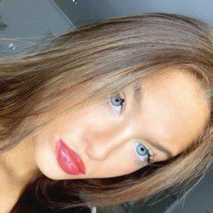 Kellyanne conway's daughter claudia may be tiktok famous, but what about her other children? Claudia Conway - Bio, Family, Trivia | Famous Birthdays