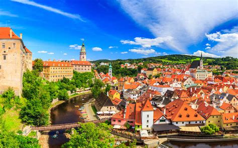 Gyakran utalnak csehországra hivatalos nevével. Jakab Reisen utazási iroda - Cesky Krumlov, Dél-Csehország ...