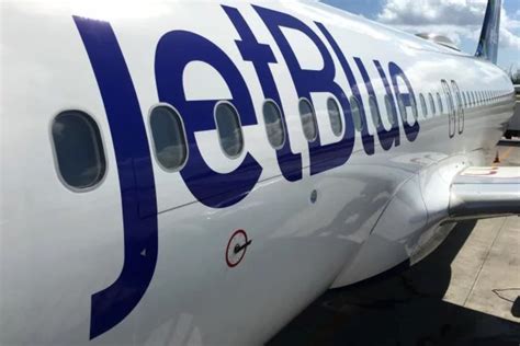 The jetblue plus card offers a lucrative 6 points per dollar spent on jetblue purchases, along with a bonus of 60,000 points for spending $1,000 on purchases in the first 90 days. 100K Bonus for Barclays JetBlue Plus Card Still Available in Flight - Danny the Deal Guru