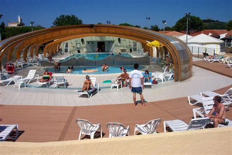 Car, une fois cette partouze terminée, nous nous apercevons que le club va bientôt fermer. Village Club Azureva Cap d'Agde 2*, Agde / Cap d'Agde ...