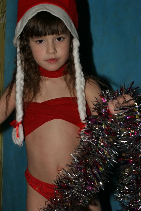 Click the photo above and visit now. Christmas NoNude Child Model Set - Child Model Stars