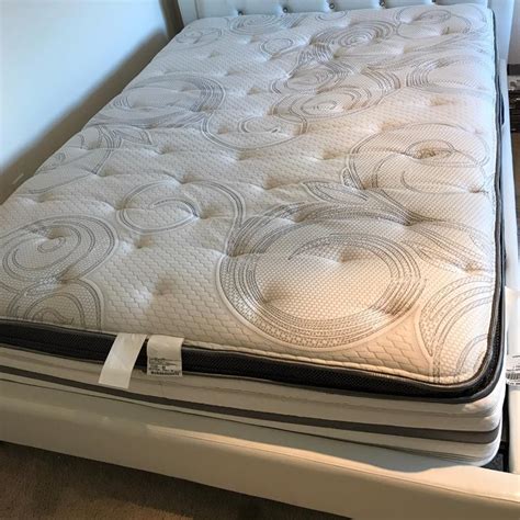 Shop beautyrest recharge mattresses at us mattress. New queen size beautyrest recharge plus Vanderbilt ...