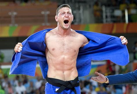 He is the current world champion (2019), former european champion (2014) and current olympic champion (2016). Zlatý Krpálek! Český judista slaví na olympiádě historický ...
