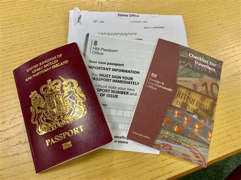 Bno，全名為british national (overseas) passport，中文是英國國民（海外）護照。 雖然bno的持有人屬英國國籍，但卻與英國護照持有人所享的權利和福利有所不同。 末代BNO 開箱：英國護照由紅轉藍，33個彩蛋逐個數!補領後要立刻做這件事-梁芷靈-廚職背遊-Travel & Dining-Diva ...