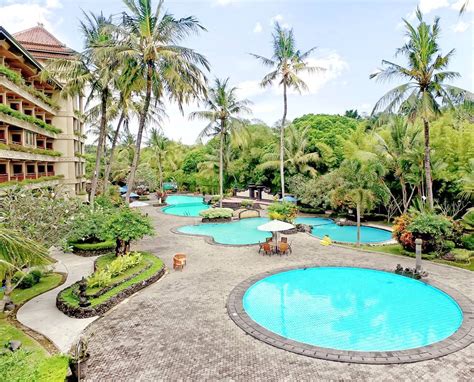 Rekomendasi hotel murah untuk keluarga di yogyakarta terutama yang dekat dengan malioboro adalah fave hotel. Hotel di Jogja dengan Kolam Renang Anak-anak, Sekeluarga ...