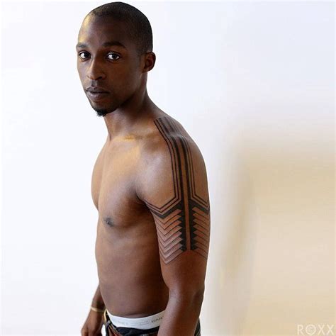 Founder and owner of 2spirit tattoo. Roxx 2spirit tattoo | 2spirit tattoo, Tattoos, Forearm ...