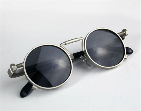 The j+s sunglasses' metal build is sturdy, and their spring hinges provide a satisfying clicking feeling when you open and close the arms. round Steampunk sunglasses metal frame spring on temples ...