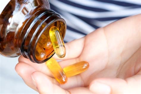 It comprises of some very important omega 3 fatty acids and can be used to lower however, just like every other supplement this one too comes with its share of side effects. How Much Fish Oil for Weight Loss? | Livestrong.com