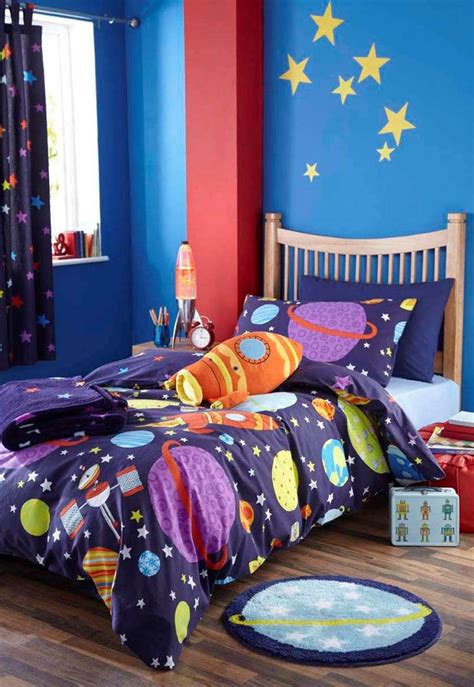 Beautiful modern bedroom with a stylish round bed 27 round beds that will spice up your bedroom. 15 Fun Space Themed Bedrooms for Boys - Rilane