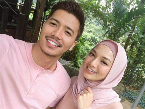 Nabil bersama dengan fattah amin dan nellofa , degar cerita neelofa ada terlepas cakap something , jom tengok. Betul Ke? Buat-Buat Bercinta, Penonton Mula Naik Mual ...