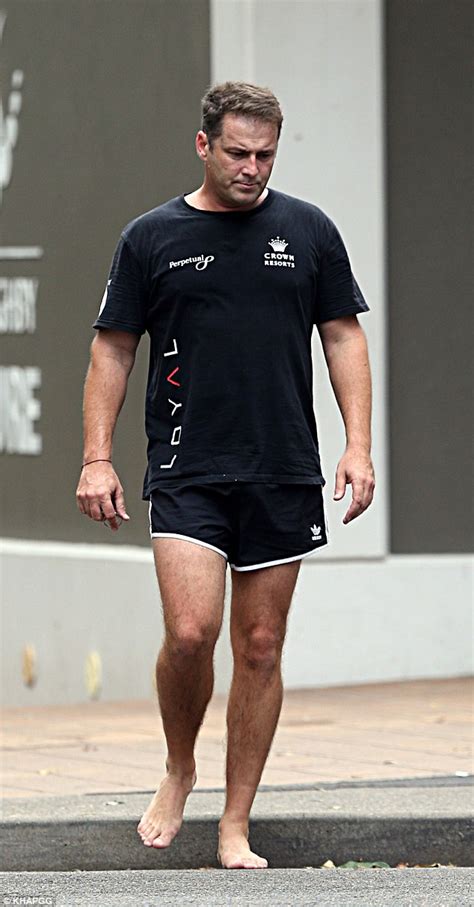 Cheap skinny pants, buy quality men's clothing directly from china suppliers:original design chicken eye rivets slender feet nine minute trousers male korean version of riveted hair stylist pant m 3xl!! Karl Stefanovic shuns shoes as he leaves the gym barefoot ...