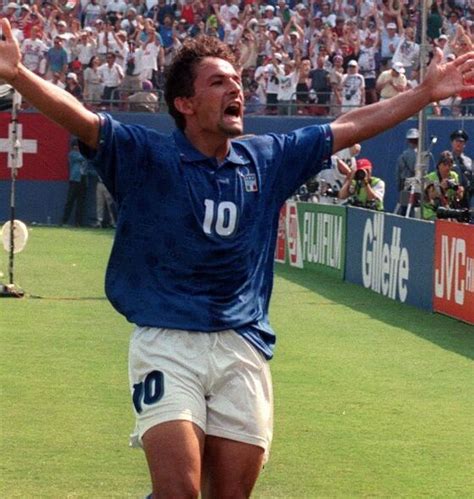 The man who inspired entire generations to play football. Roberto Baggio: Netflix produrrà un film sul calciatore ...