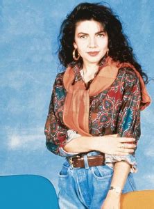 Ha pubblicato numerosi album, che hanno complessivamente venduto un totale di circa 6 milioni di copie. CRISTINA D'AVENA Come era e Come è ANNI 80