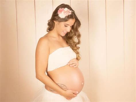 Sarah engels (28) und ihr ehemann julian (28) erwarten ihr erstes gemeinsames kind. Mega-Babybauch: Sarah Lombardi blickt nostalgisch zurück ...