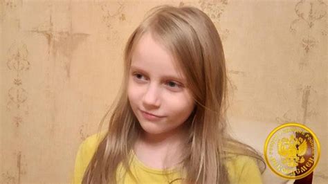 Восьмилетняя алиса сдала егэ, «правмир» поговорил с ее семьей. 8-летняя Алиса Теплякова сдала ЕГЭ и получила аттестат за ...