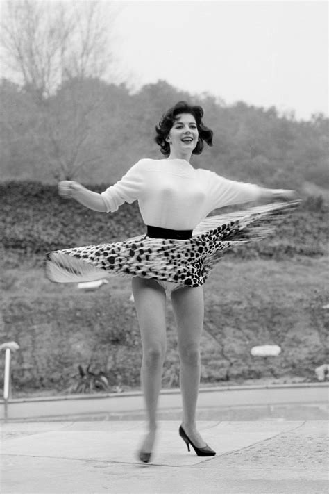 For those who are super keen there is always a second release of tickets. 17 Photos That Prove Natalie Wood Is the Hollywood Icon ...