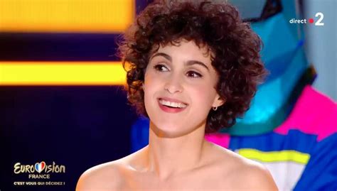 The song is automatically qualified for the grand final… Eurovision 2021. Barbara Pravi représentera la France avec ...