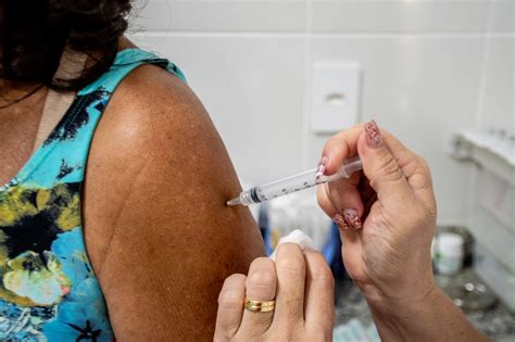 Os pacientes de nesta semana, o estado recebeu 424.260 doses de vacinas pfizer e astrazeneca e curitiba. Cerca de 600 mil capixabas serão vacinados no grupo de ...